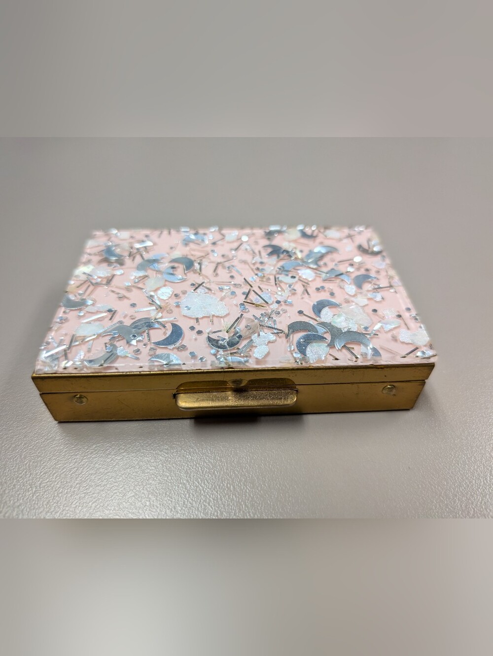 Vintage Pill Case Pill Bar Metal Case